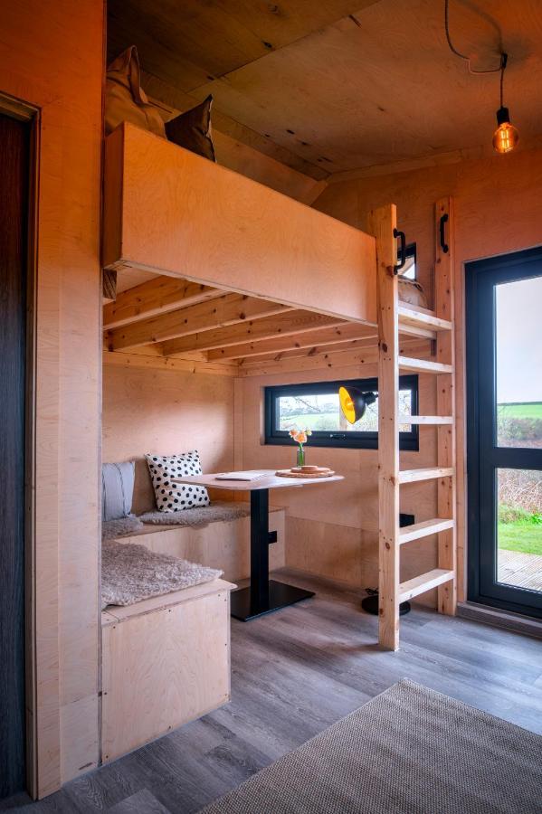Luxury Glamping Cabin With Outdoor Bath On Cornish Flower Farm Труро Экстерьер фото